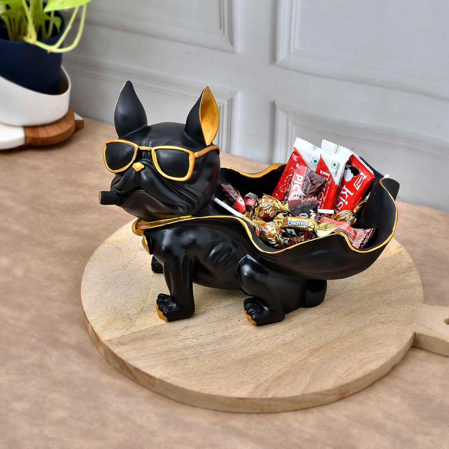 Cool Bull Dog Showpiece with plate,for living room